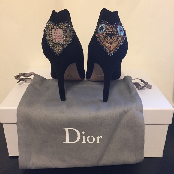 Dior Shoes - Christian Dior Suede & Beed Embroidered Pump sz 38